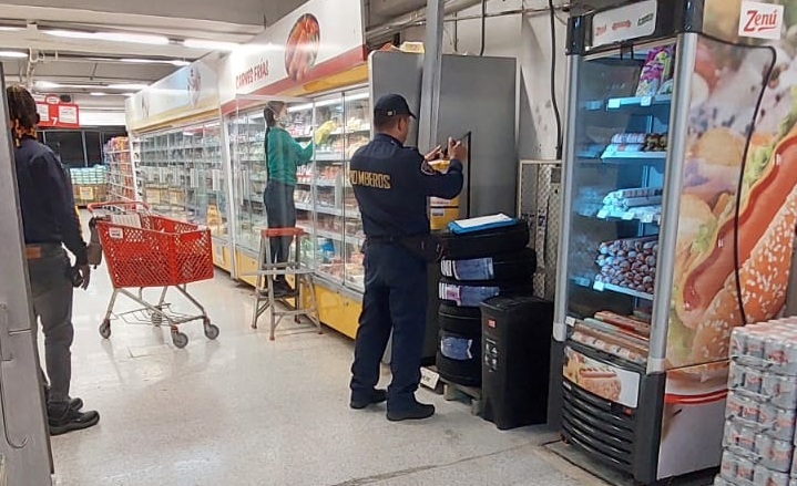 Más de 492 establecimientos comerciales, empresas e industrias han inspeccionado los Bomberos en seguridad humana   